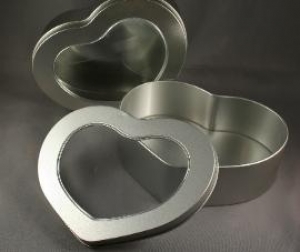 Large Heart Tin w/Clear Top - 26 oz.