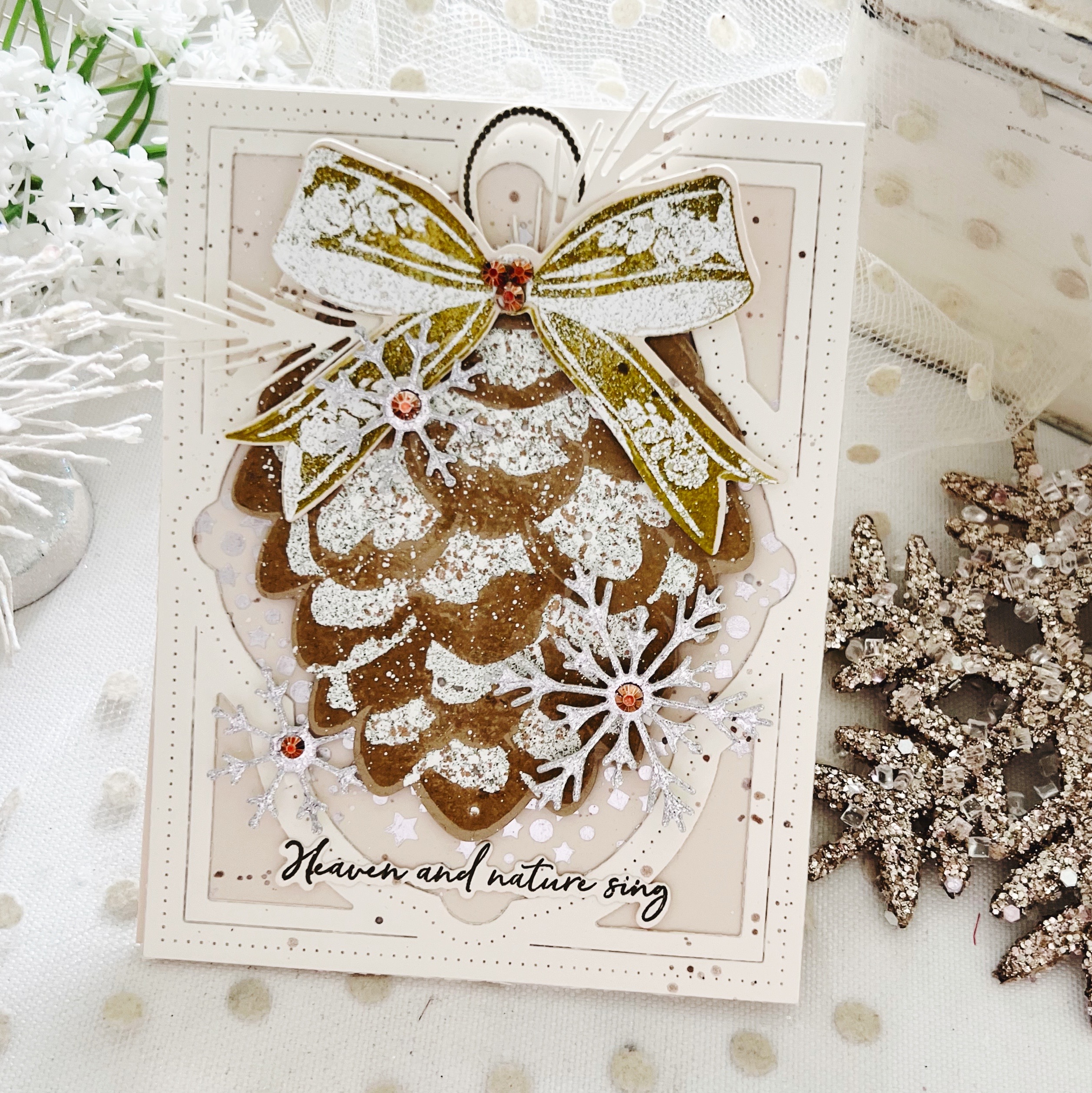 Adorning Pinecone Stamp Set