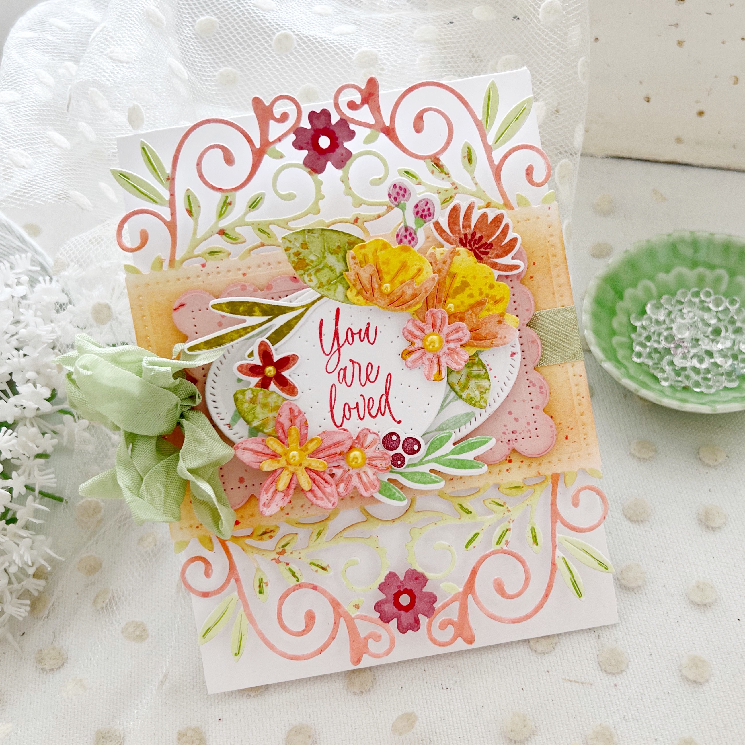 Extravagant Floral Frames Die