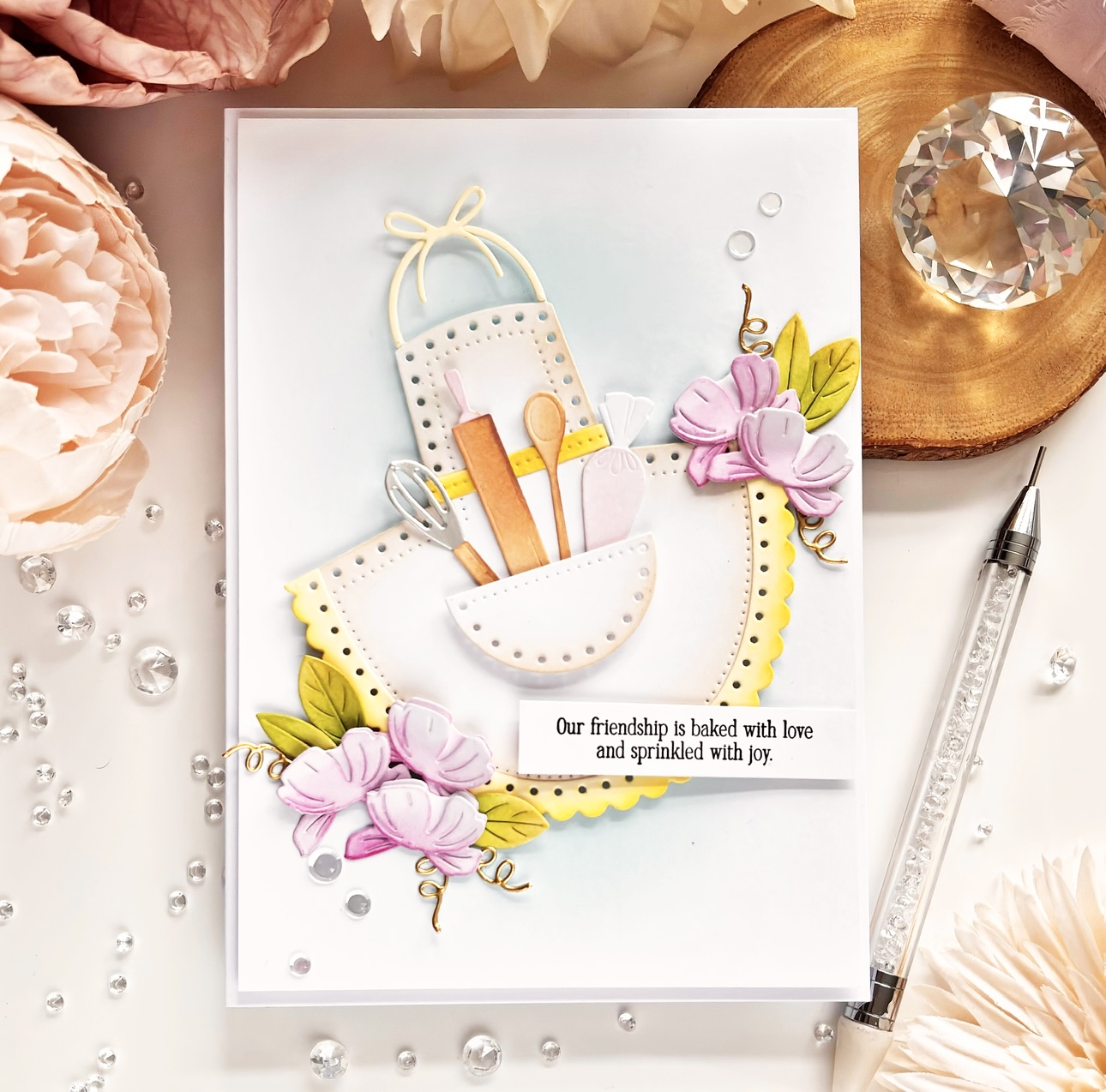 In Stitches: Adorable Apron Die