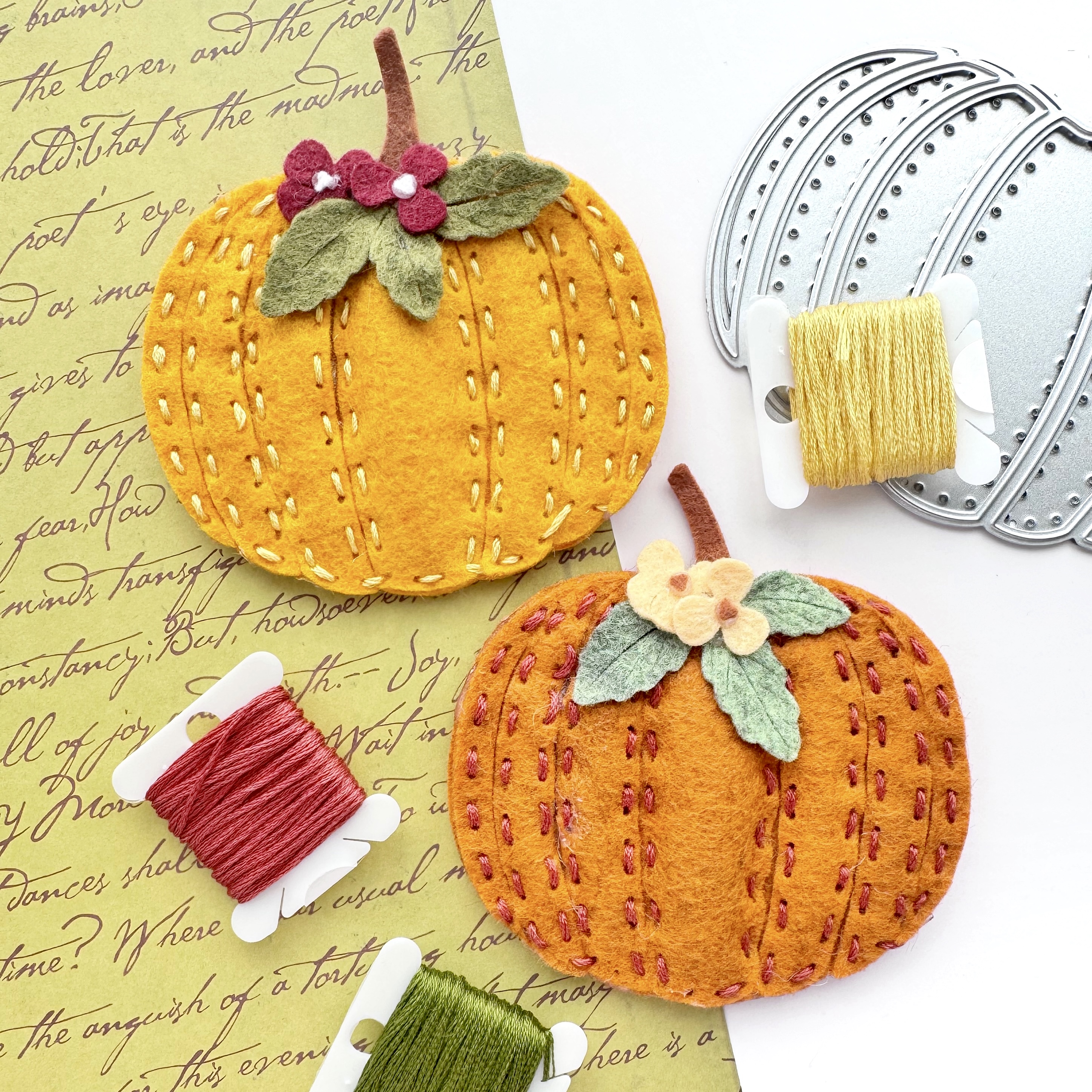 Pumpkin Slices: Stitched Die